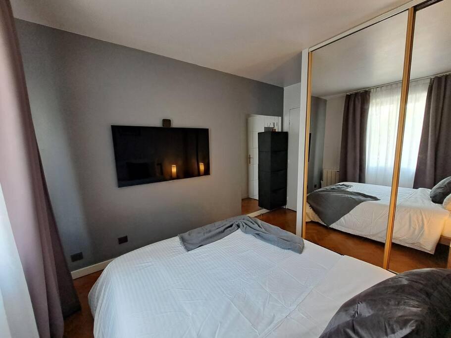 Appartement Aux Portes De Paris Et 5 Minutes Du Metro Charenton-le-Pont Eksteriør billede